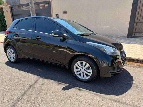 HYUNDAI HB20 1.0 COMFORT PLUS 12V FLEX 4P MANUAL HYUNDAI HB20 1.0 COMFORT PLUS 12V FLEX 4P MANUAL